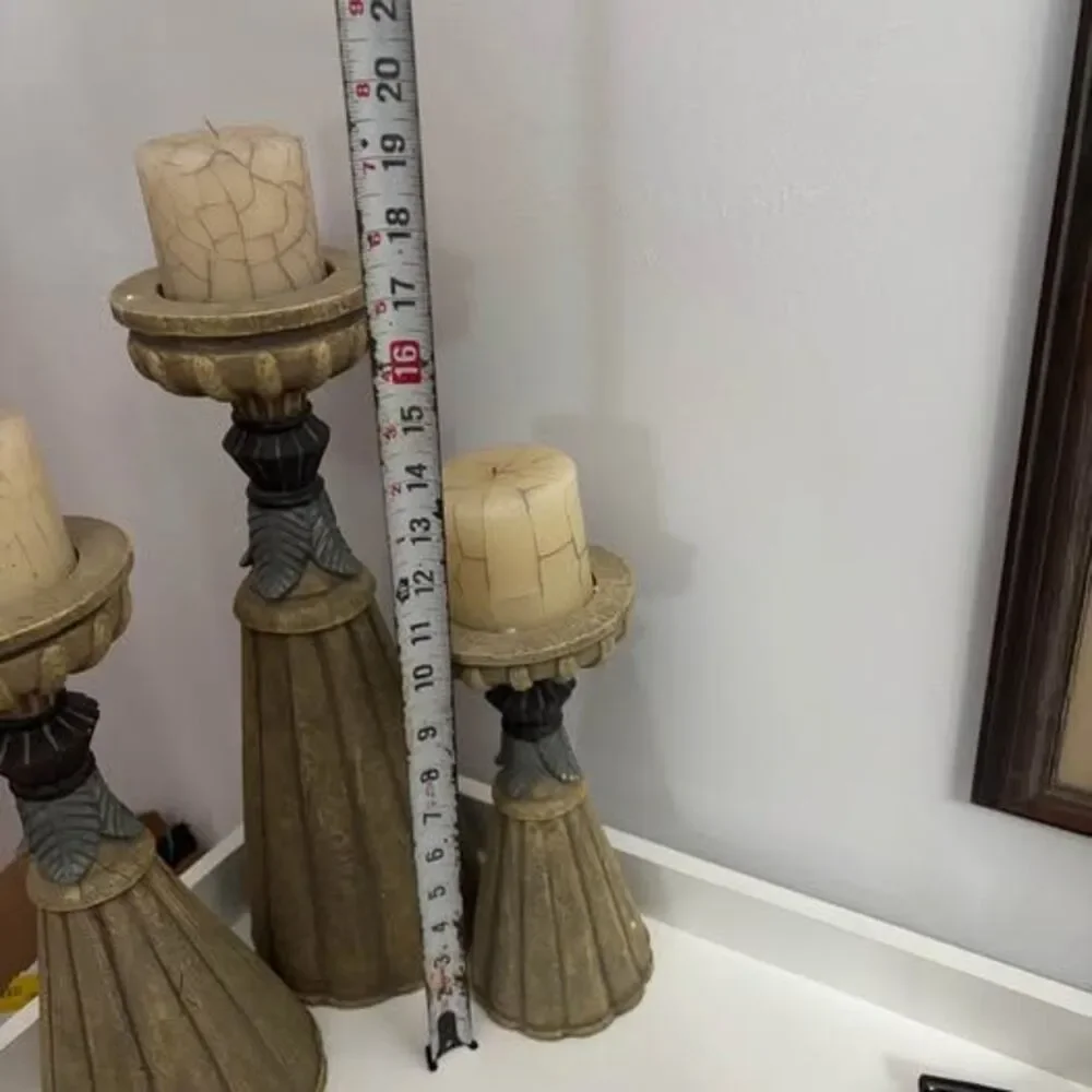 Candle holder